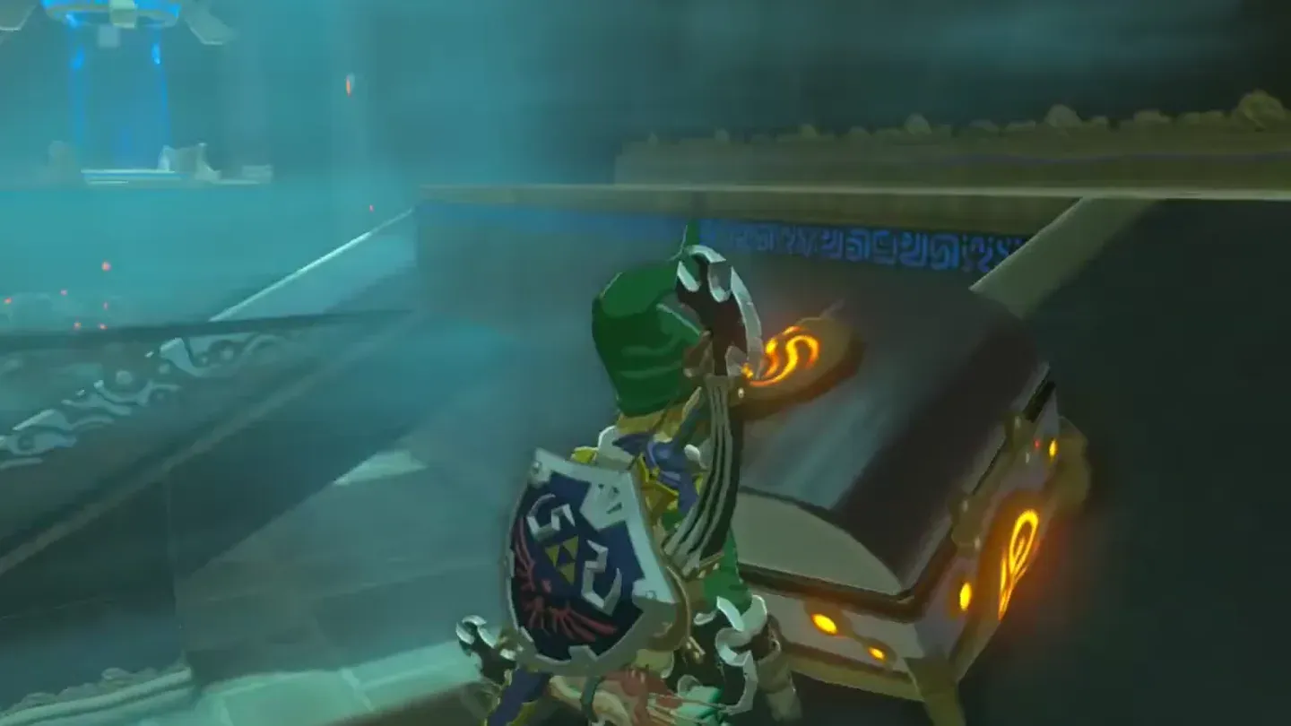 Link opening the chest on the floor