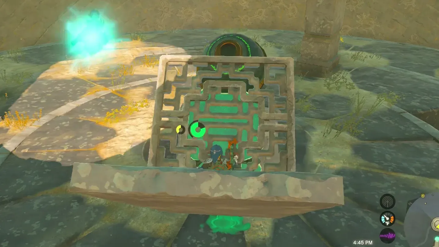 Link standing on the maze-patterned launch platform inside the sphere