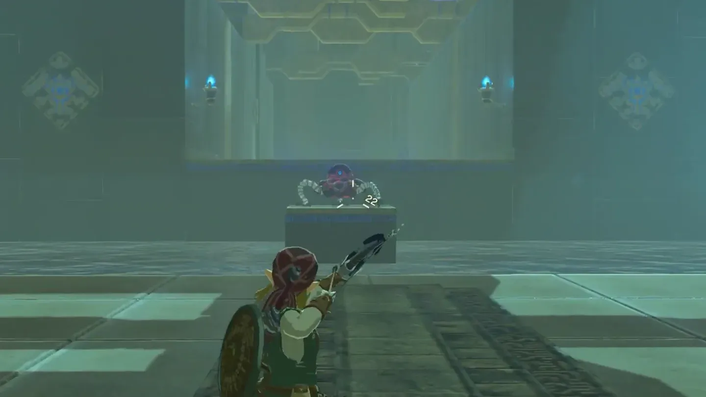 Link aiming a bow at a Guardian Scout on a small platform in the pool