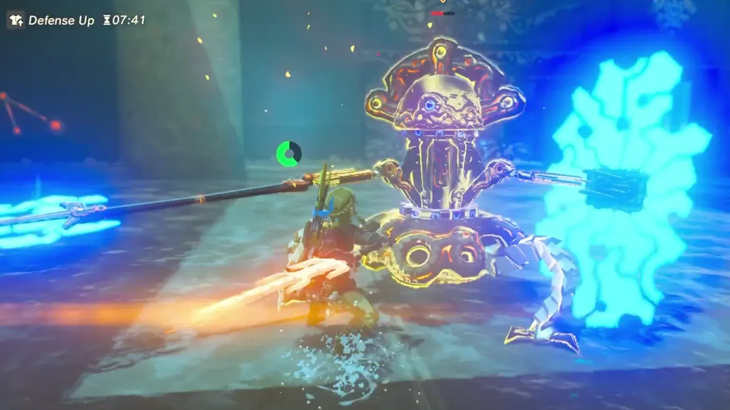 The Guardian Scout IV swinging its spear at Link