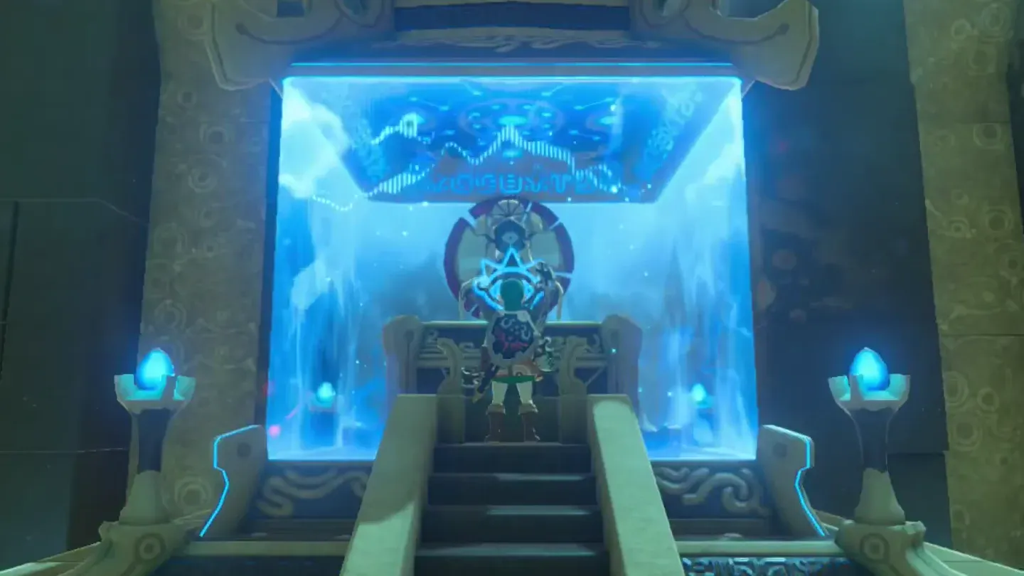 Link at the altar before the monk