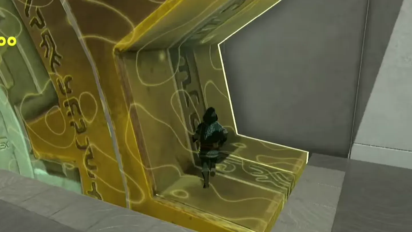 Link riding in a slot of the big gear as it turns upward