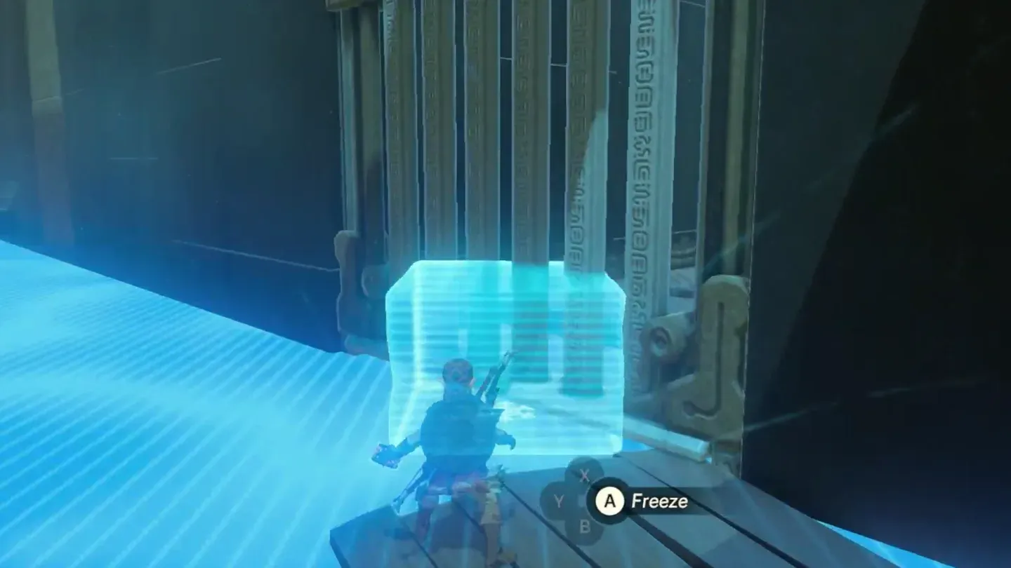 Cryonis preview of an ice block at the foot of the barred gate