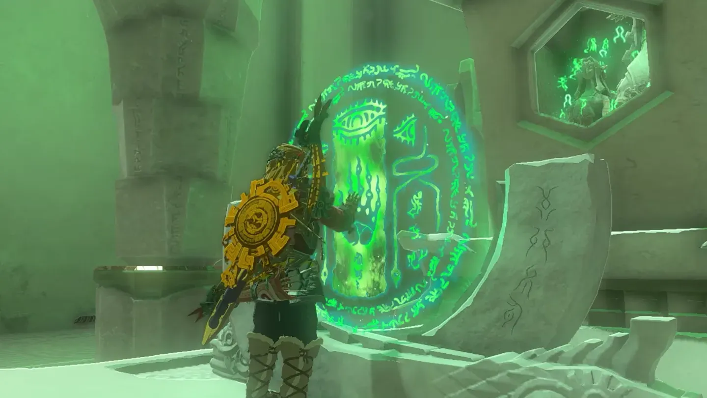 Link touching the glowing altar