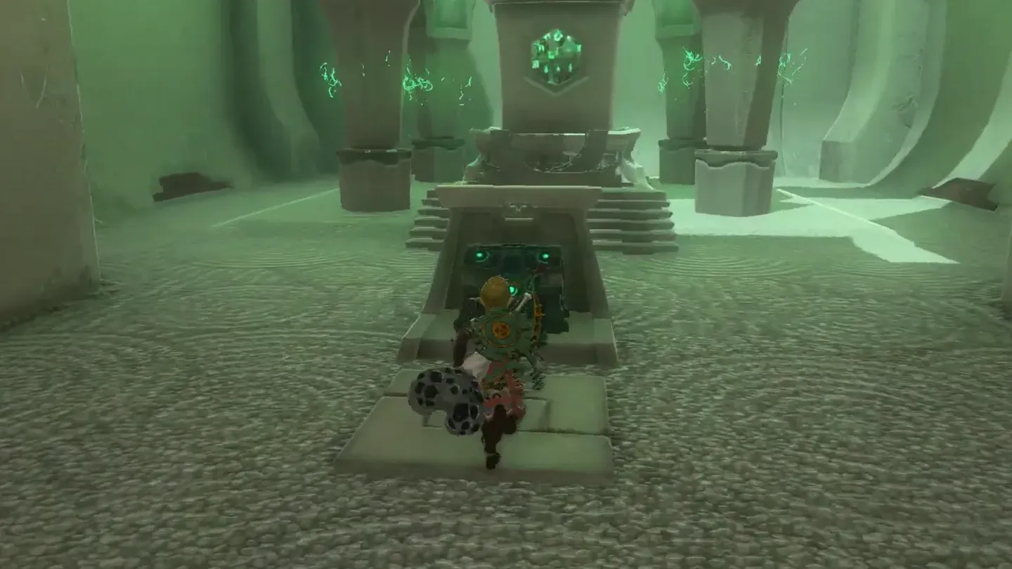 Link opening the chest below the altar