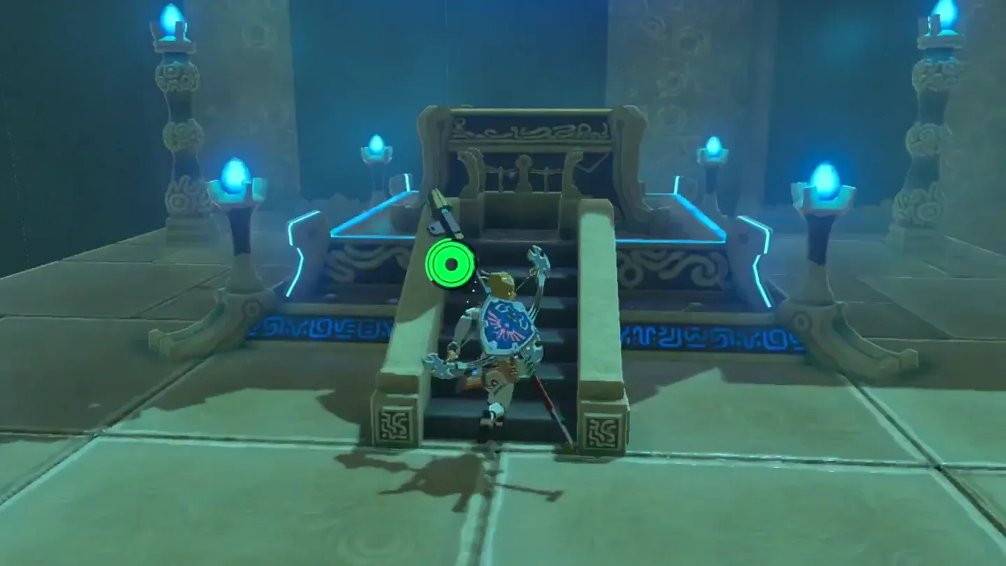 Link walking up to the altar