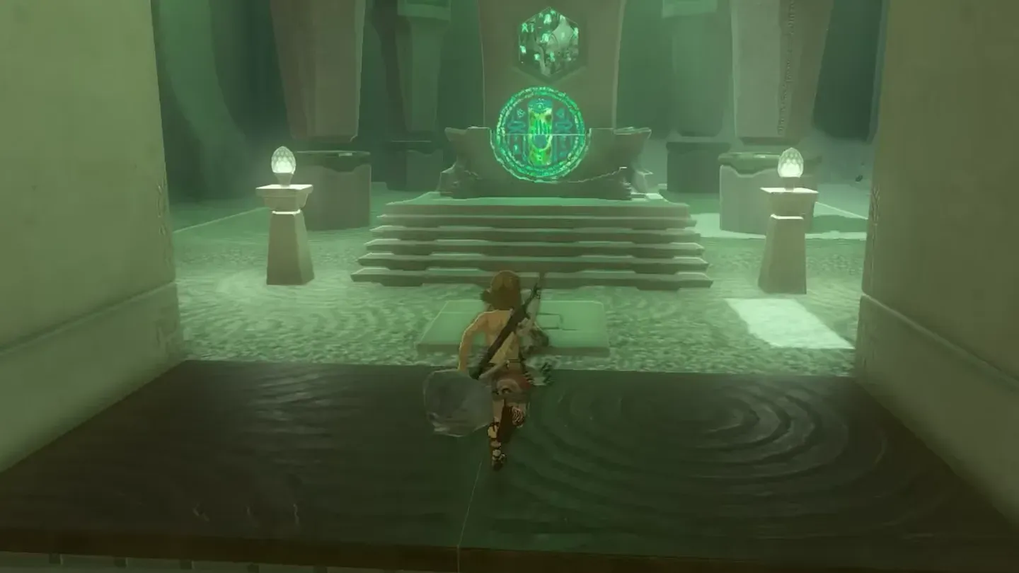 Link walking toward the altar